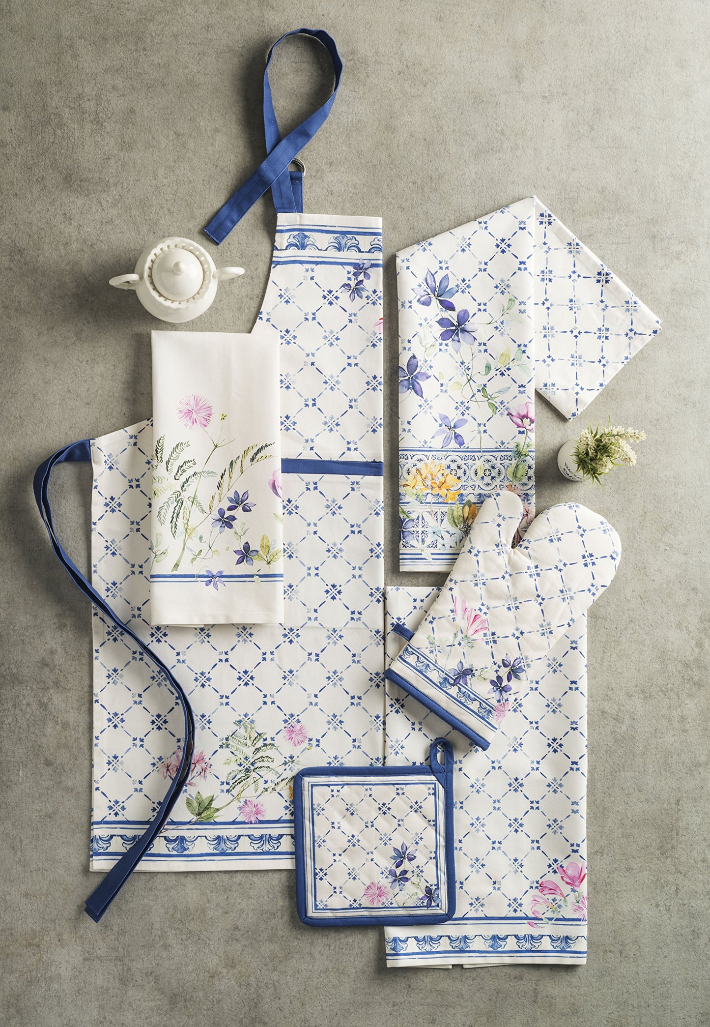Maison d' Hermine Kitchen Towel 100% Cotton Set of 3 Kitchentowels Easter Tea Towels for Table Cleaning, Dining, Buffet Parties & Wedding Use, Faience - Spring/Summer